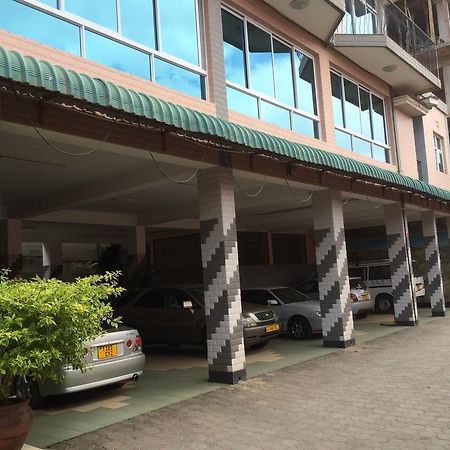 Mc-Elly'S Hotel Arusha Exterior foto